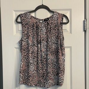 Jone’s New York Pink Leopard Print Blouse